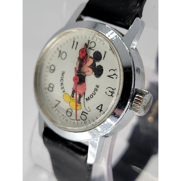 Vintage Bradley Mickey Mouse Watch with Moving Hands main image 8